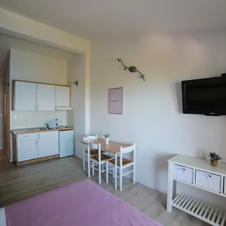 Beachfront Studio Gradac 4414 3 Apartman