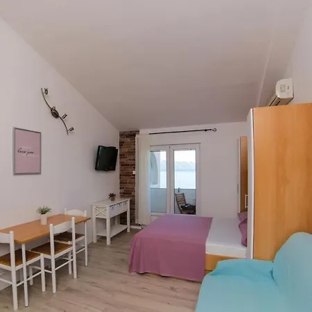 Apartman Beachfront Studio Gradac 4414 3 *